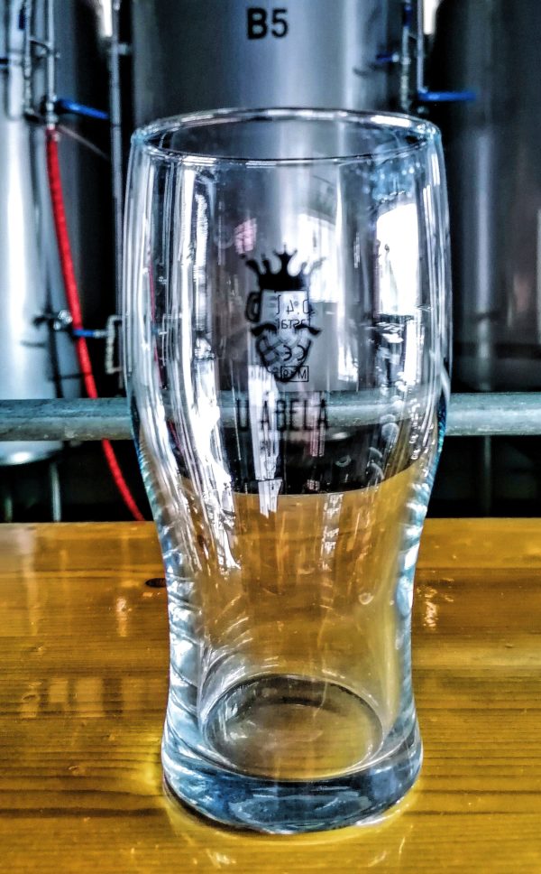 pivné sklo, irish stout, pohár na pivo